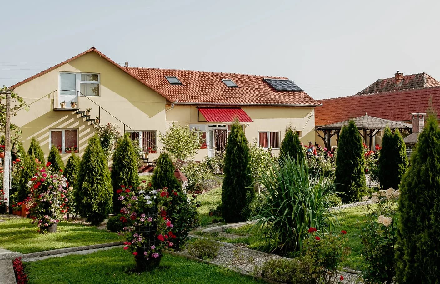 Centrul din Dumbrava, Bihor, într-o fotografie publicată de GiveFirst în 2019.